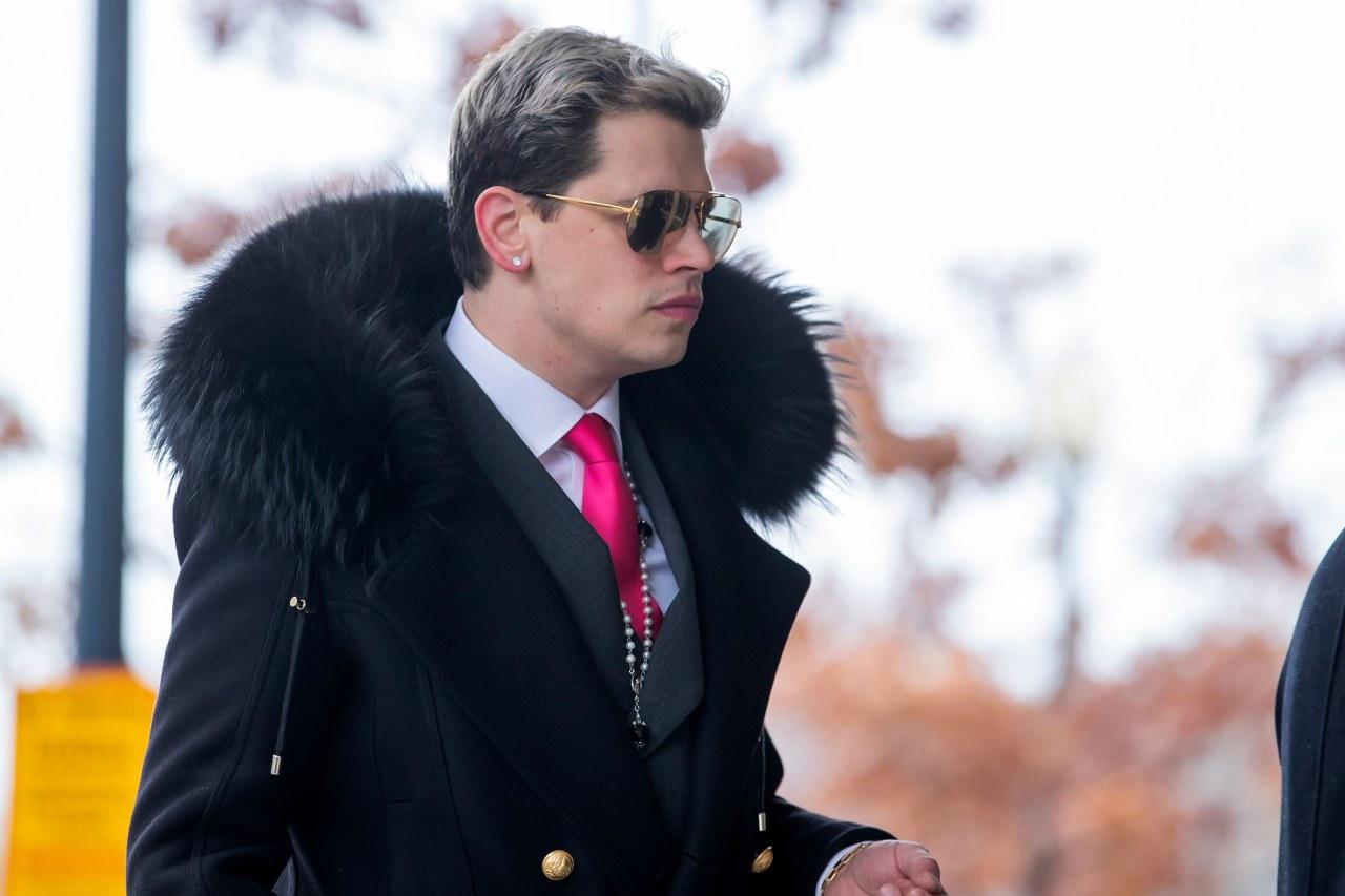 ICE Has Detained British Media Provocateur Milo Yiannopoulos