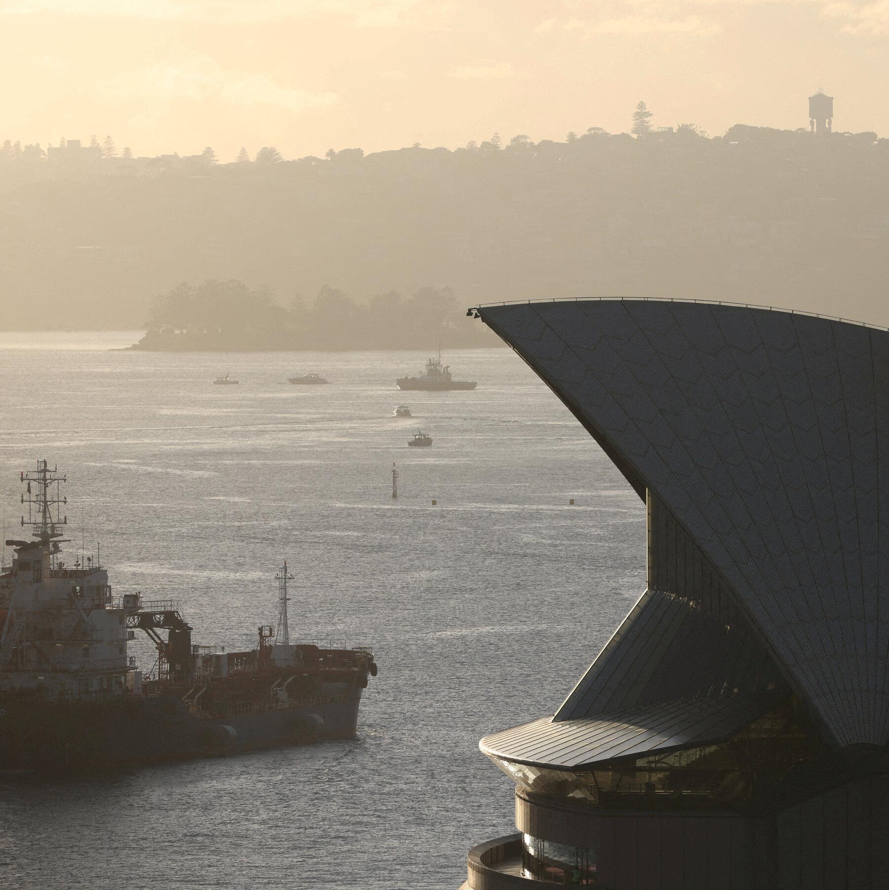 Albanese Urges Australians to Remain Calm Amid Fuel Crisis